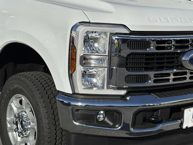New 2026 Ford F250 XLT w/ FX4 Off-Road Package AWD/4WD image 7