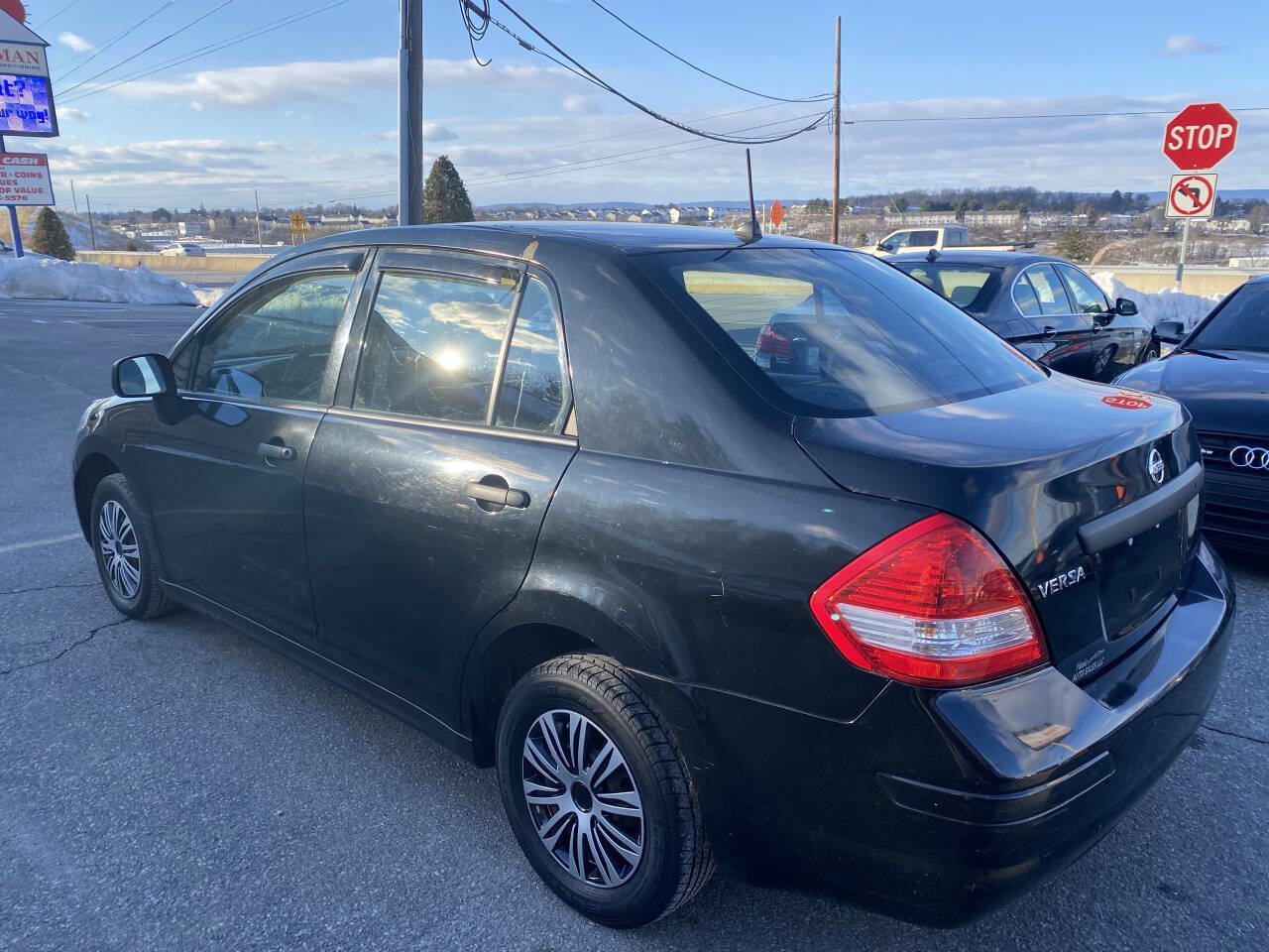 Used 2010 Nissan Versa Sedan image 7