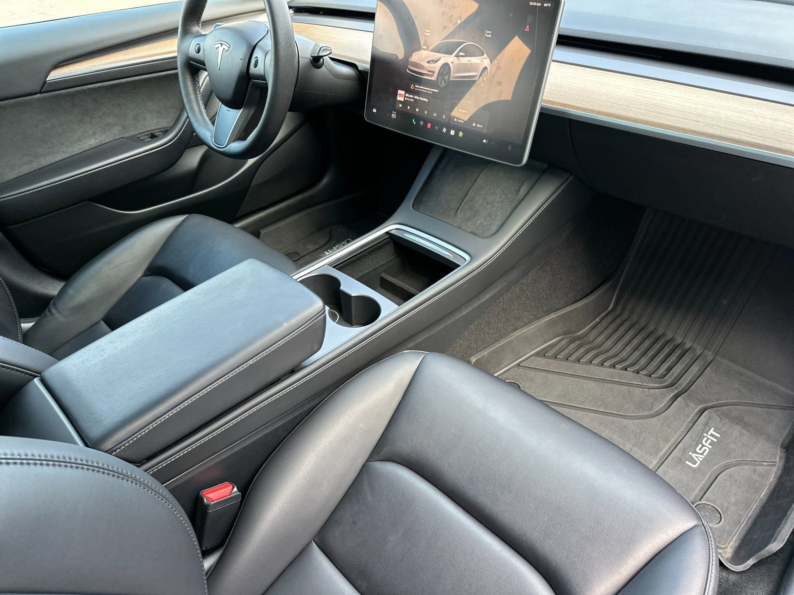 Used 2023 Tesla Model 3 Standard Range image 14