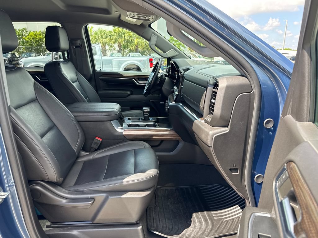 Used 2024 Chevrolet Silverado 1500 RST w/ Convenience Package II RWD image 26