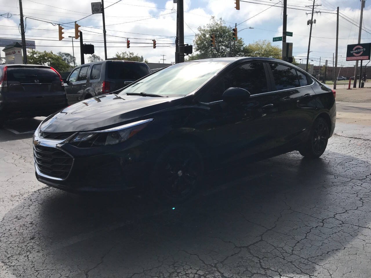 Used 2019 Chevrolet Cruze LT w/ Convenience Package FWD image 4