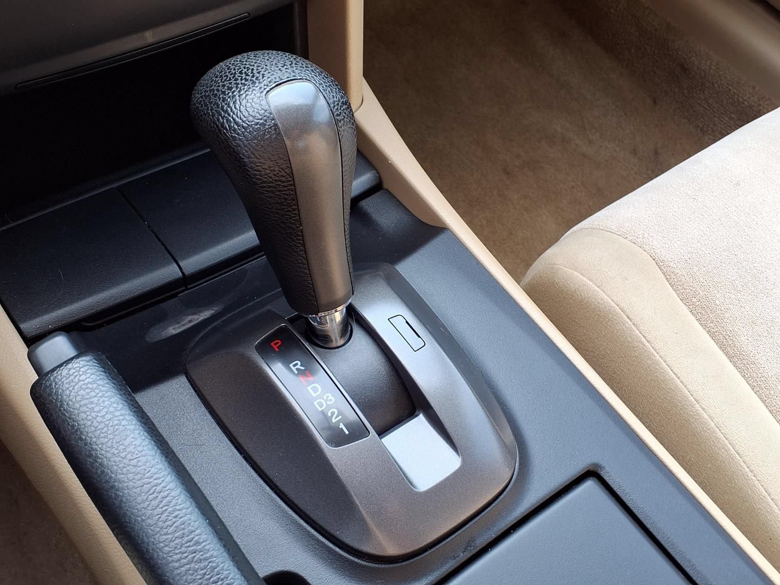 Used 2010 Honda Accord LX image 23