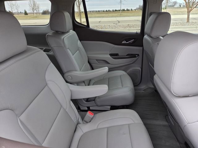 Used 2021 GMC Acadia SLT w/ Technology Package image 39