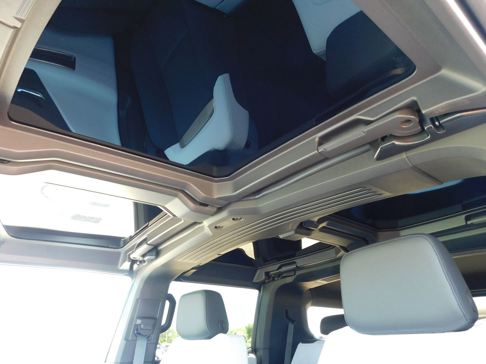 New 2025 GMC Hummer EV 2X image 5