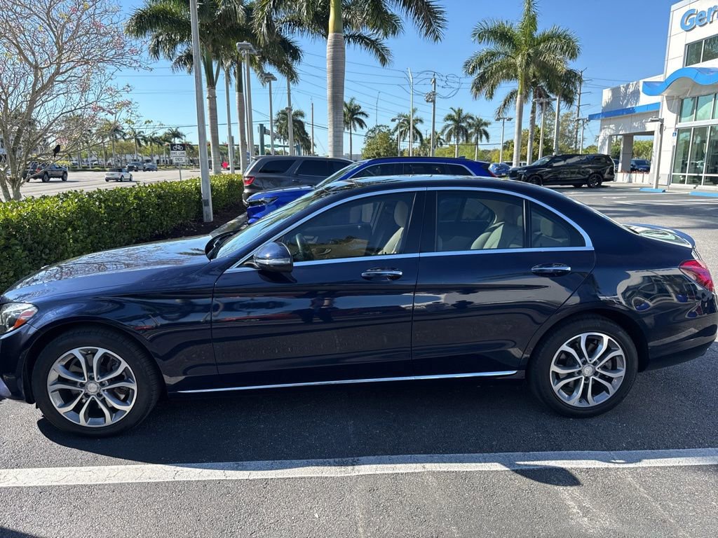 Used 2016 Mercedes-Benz C 300 4MATIC Sedan image 2
