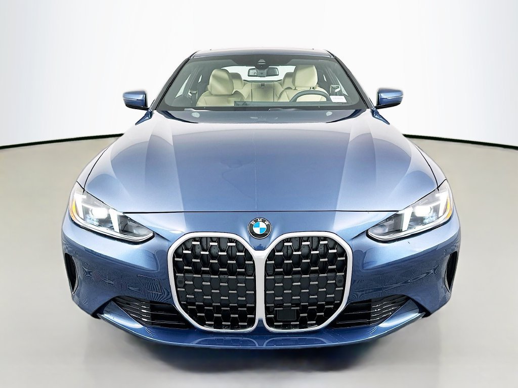 Used 2026 BMW 430i Coupe w/ Premium Package RWD image 2
