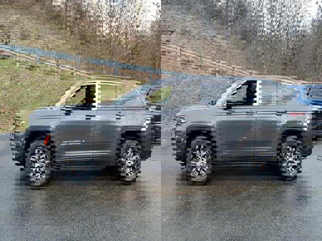 New 2025 Jeep Grand Cherokee Limited w/ Trailer Tow Package video 2