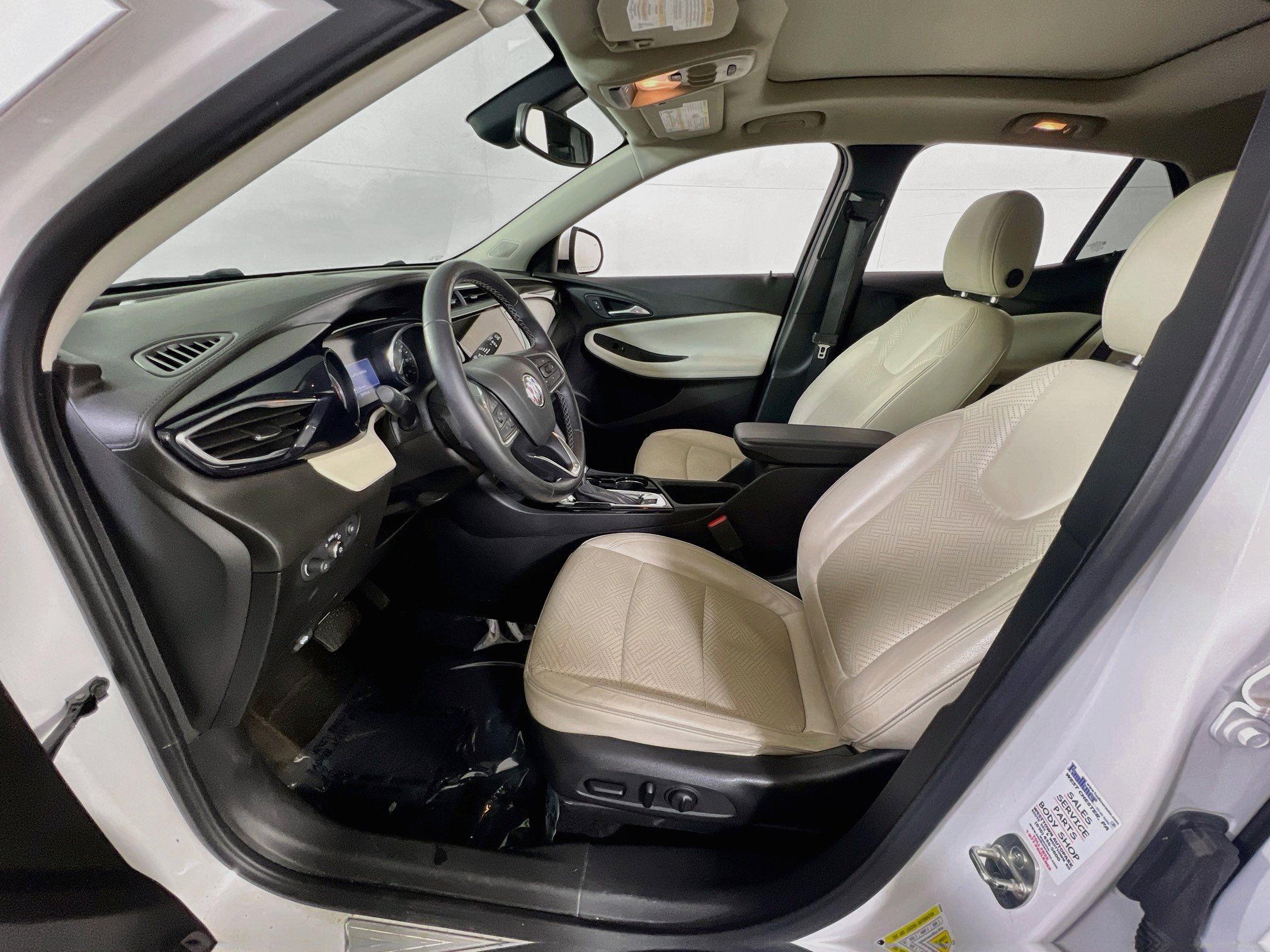 Used 2020 Buick Encore GX Essence w/ Experience Buick Package AWD/4WD image 21