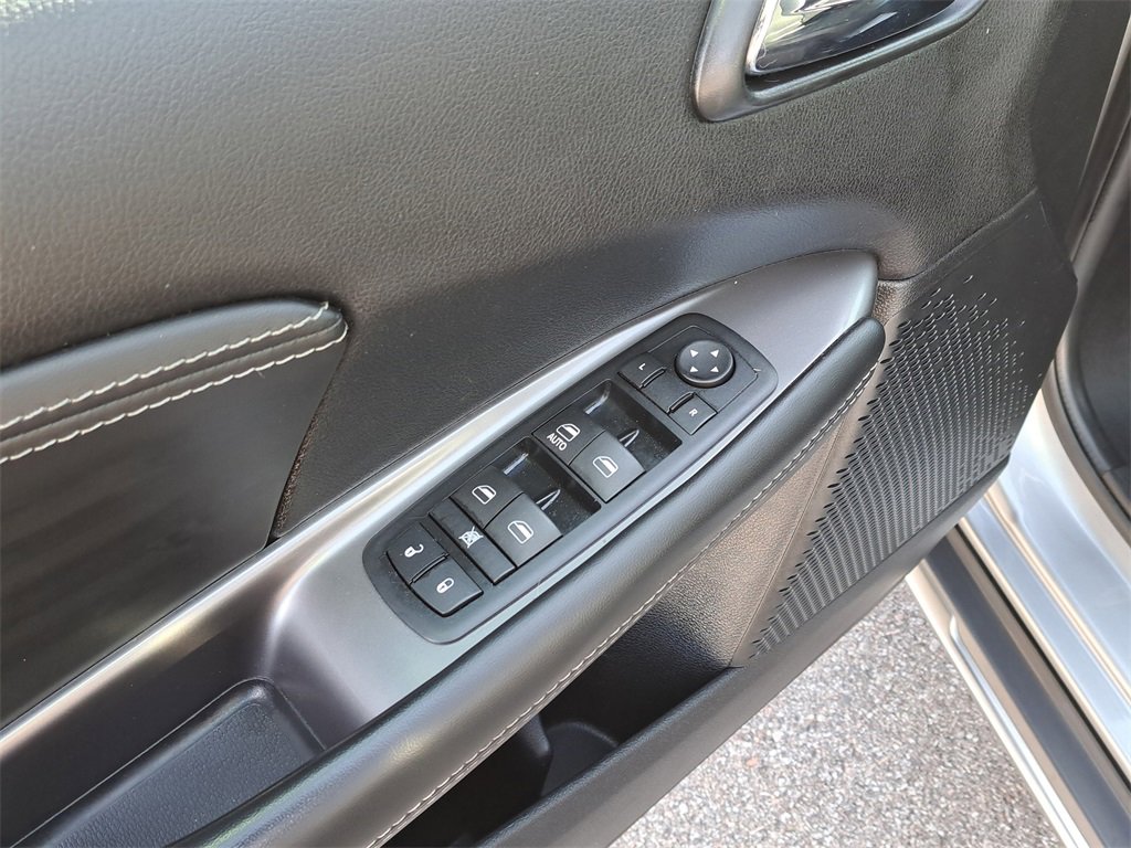 Used 2017 Dodge Journey Crossroad image 18