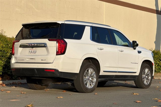 Used 2023 GMC Yukon SLT image 4