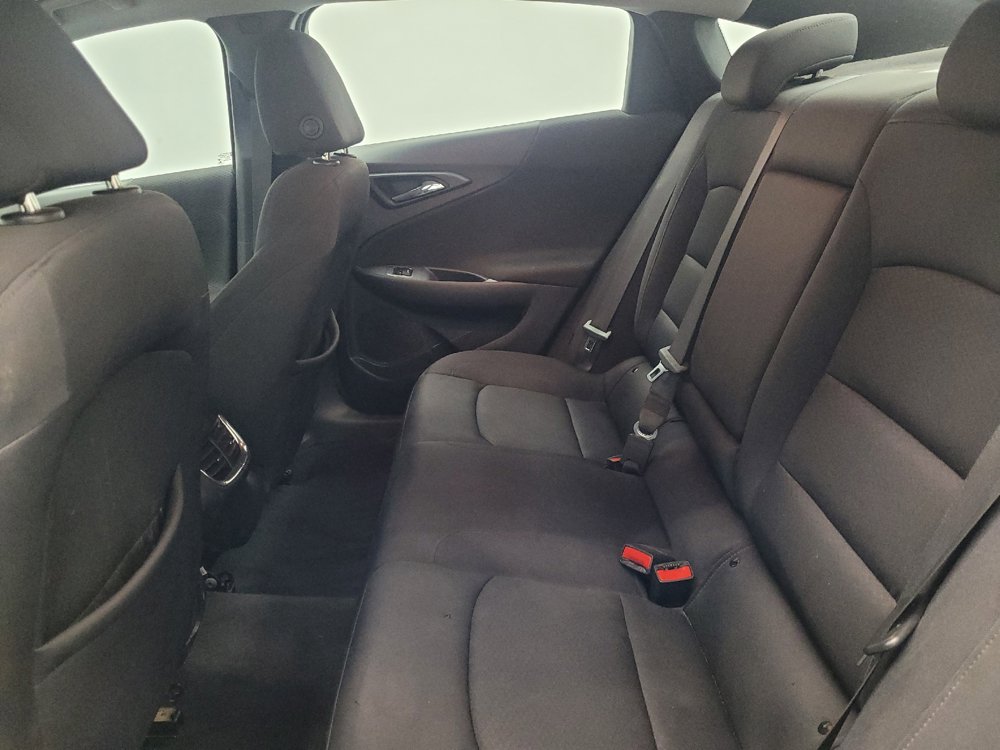 Used 2022 Chevrolet Malibu LT FWD image 18