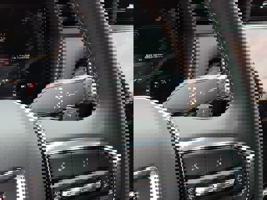 New 2026 GMC Terrain AT4 w/ Convenience Package III image 21