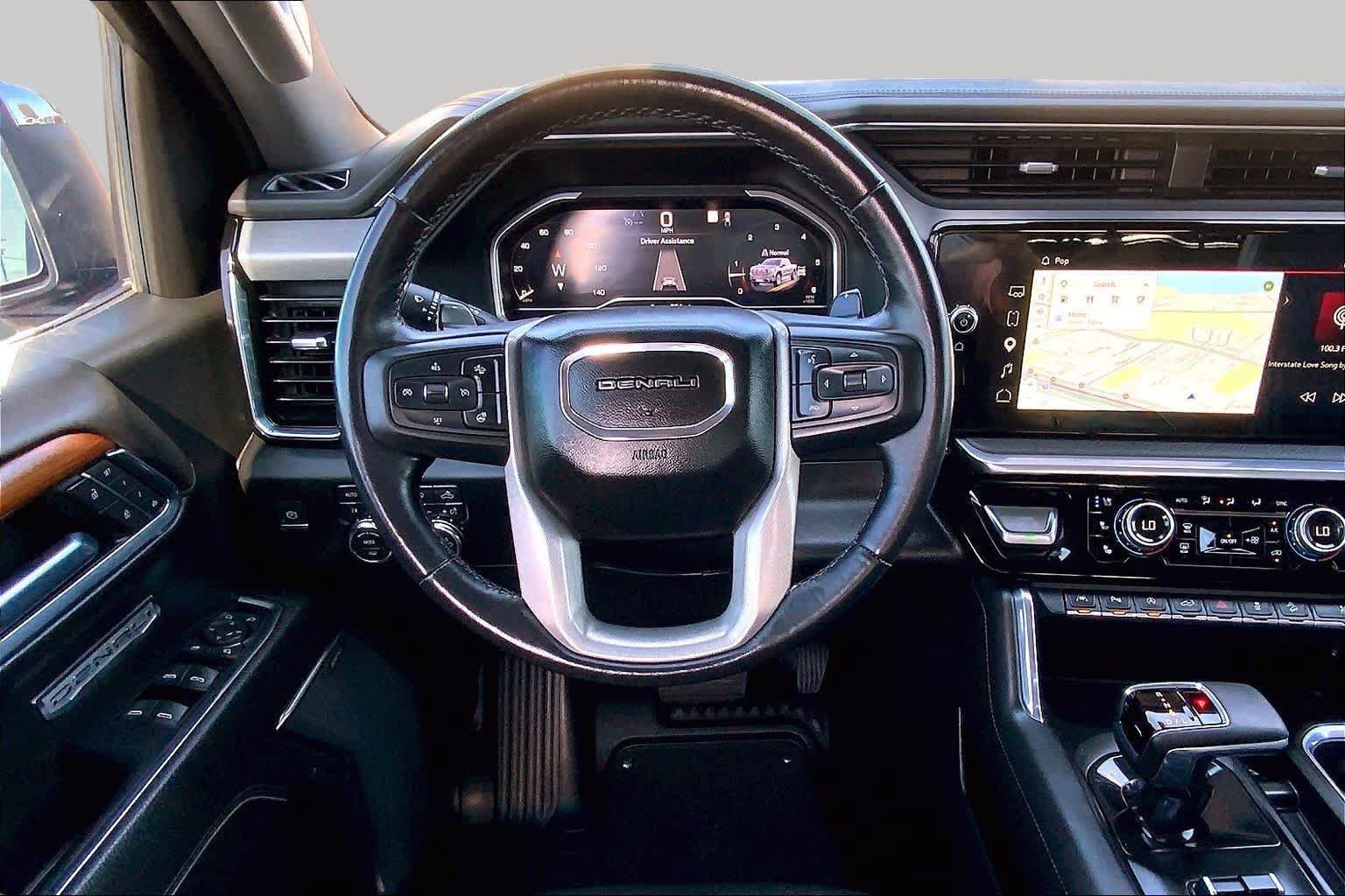 Used 2023 GMC Sierra 1500 Denali AWD/4WD image 6