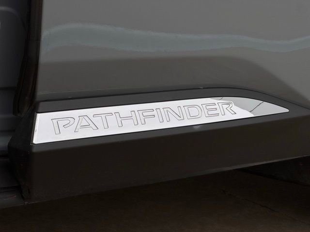 Used 2022 Nissan Pathfinder Platinum w/ Cargo Package image 26