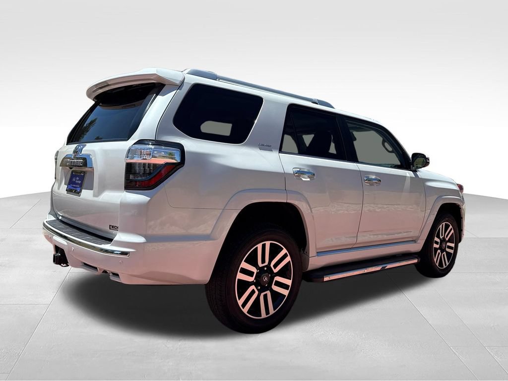 Used 2024 Toyota 4Runner Limited AWD/4WD image 9