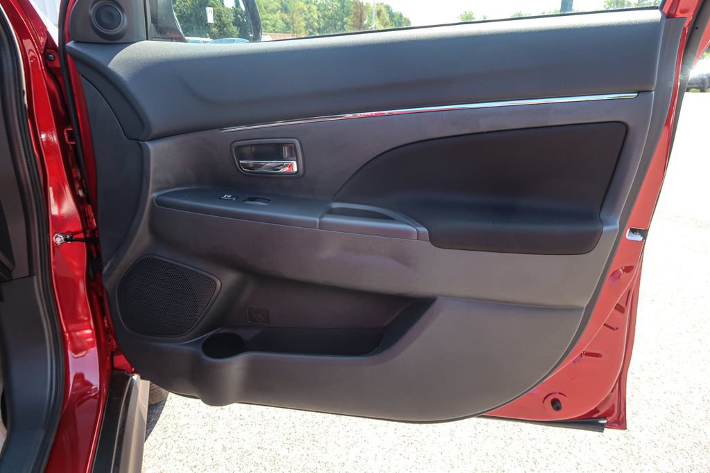 New 2027 Mitsubishi Outlander Sport LE AWD/4WD image 19