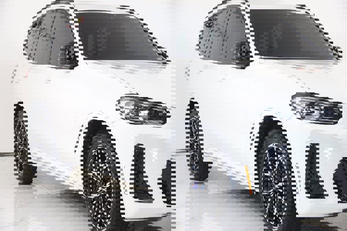 Used 2023 BMW X3 M40i image 53