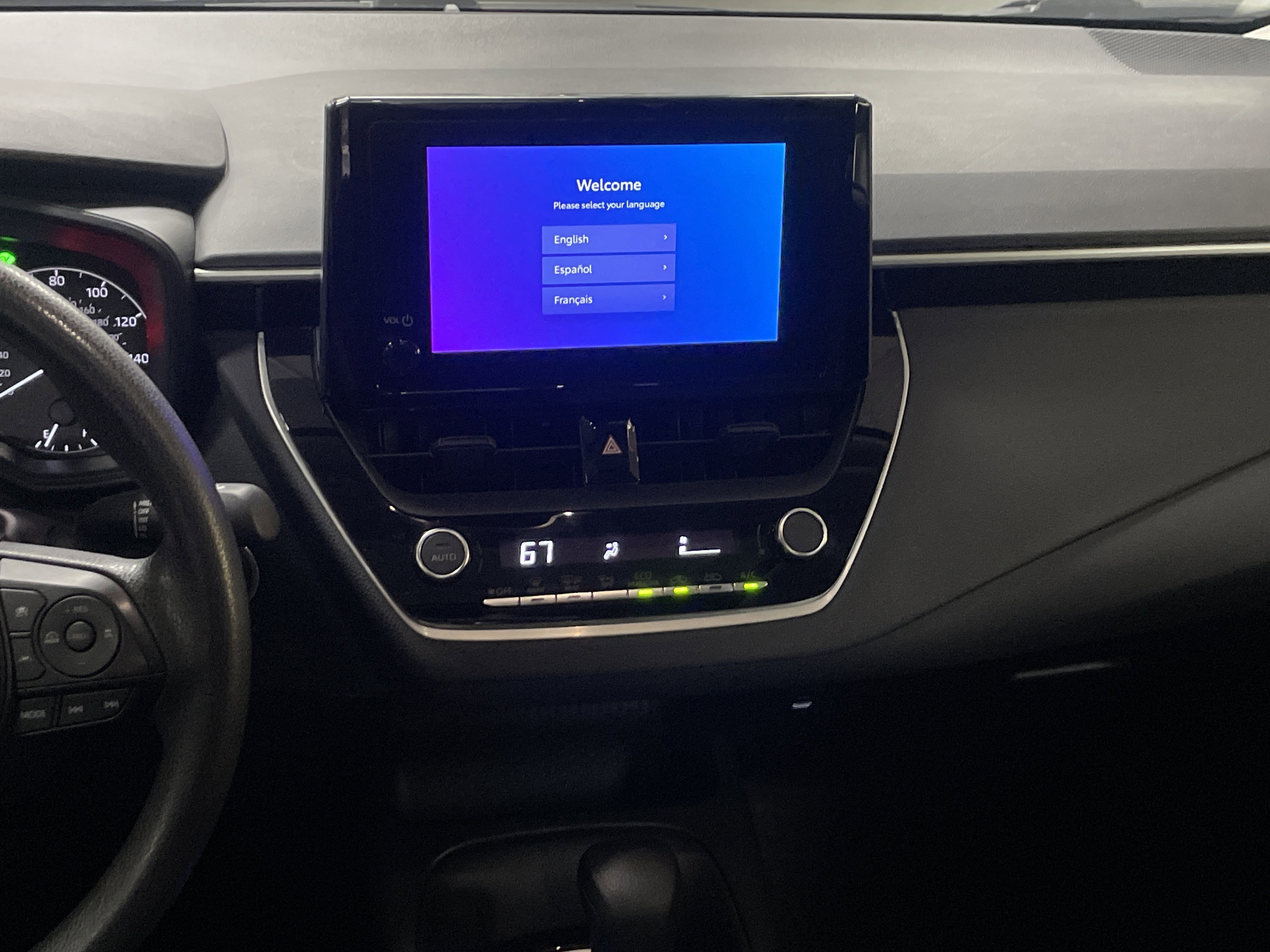 Used 2023 Toyota Corolla LE w/ LE Premium Package image 31