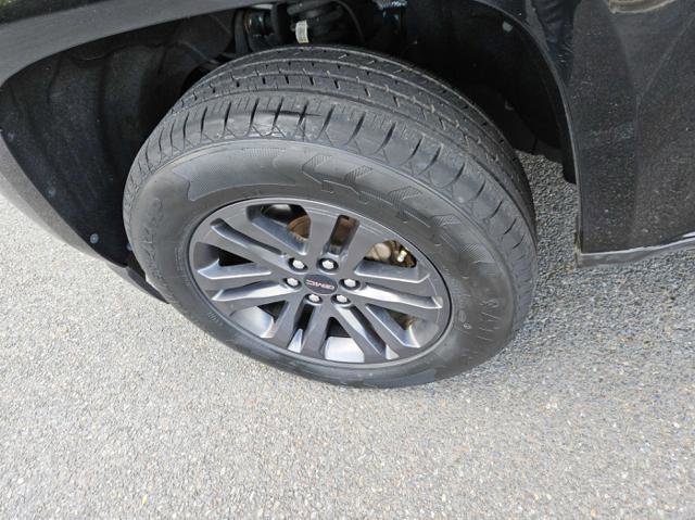 Used 2020 GMC Canyon SLE w/ Elevation Edition RWD image 12