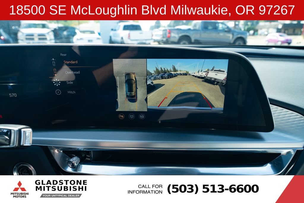 Used 2024 Cadillac Lyriq Luxury AWD/4WD image 16