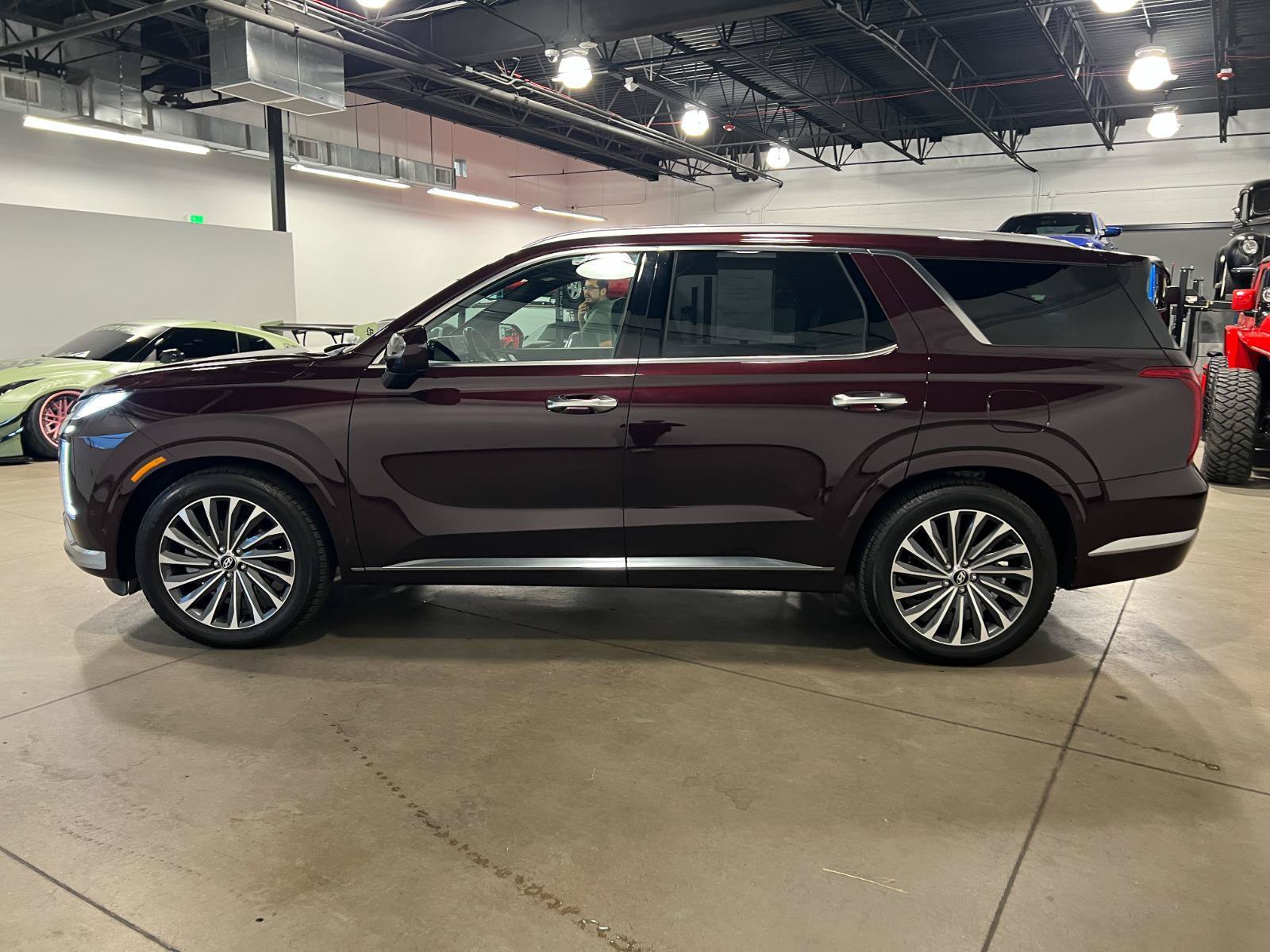 Used 2023 Hyundai Palisade Calligraphy AWD/4WD image 7