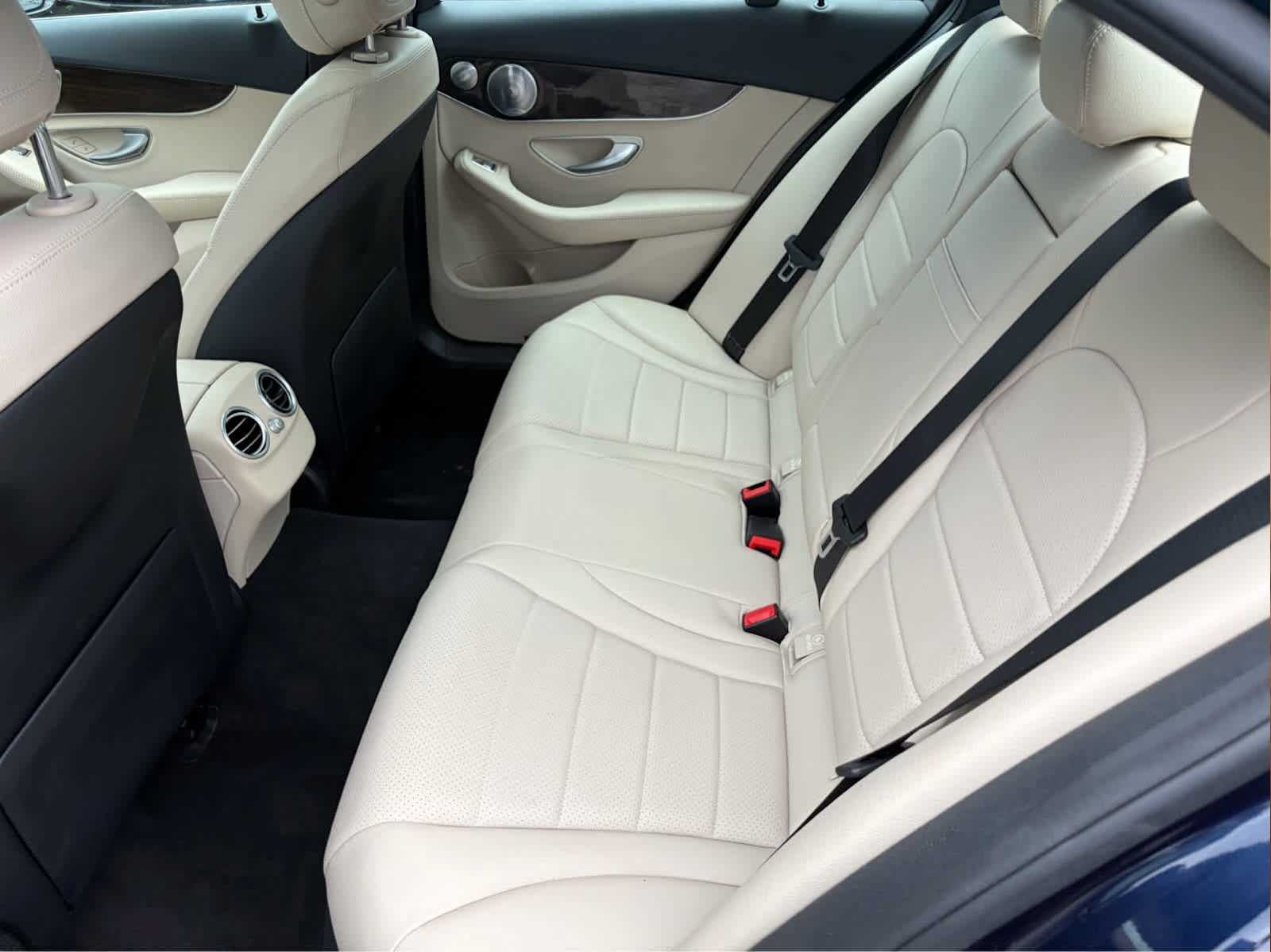Used 2018 Mercedes-Benz C 300 4MATIC Sedan image 21