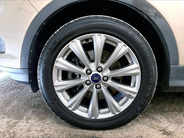 Used 2017 Ford Escape Titanium AWD/4WD image 9