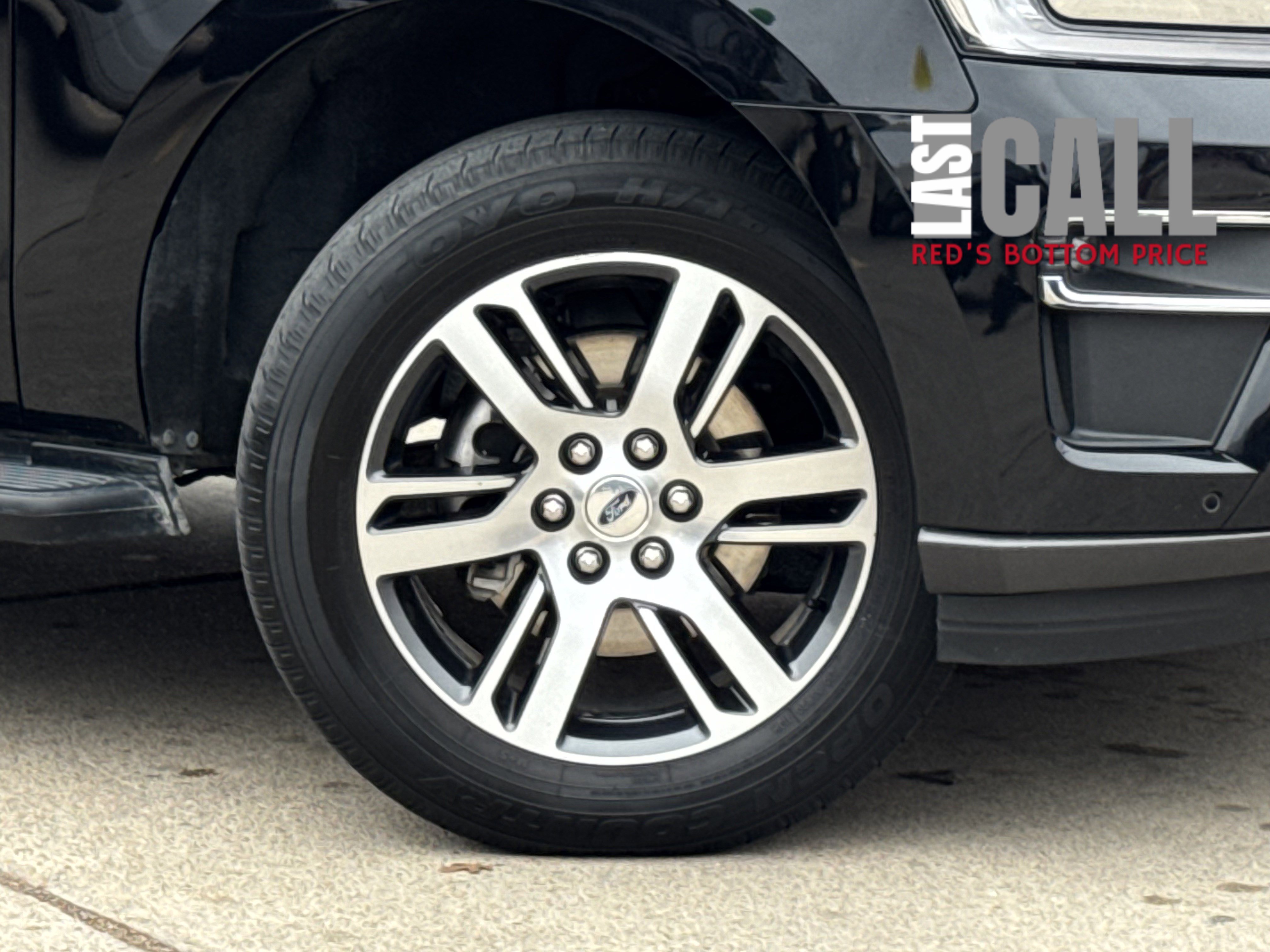 Used 2024 Ford Expedition Max Limited image 3