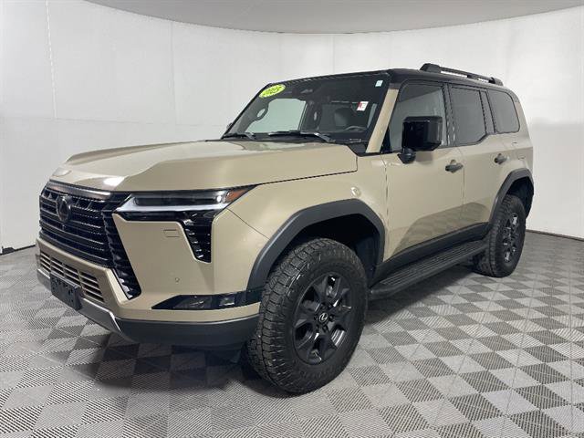 Used 2025 Lexus GX 550 AWD/4WD image 3