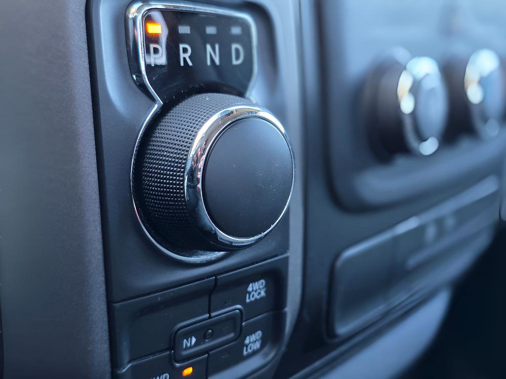 Used 2019 RAM 1500 Express w/ Express Value Package AWD/4WD image 32