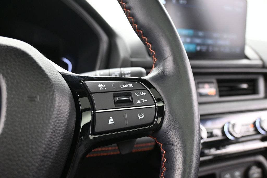 Certified 2025 Honda Pilot TrailSport image 54