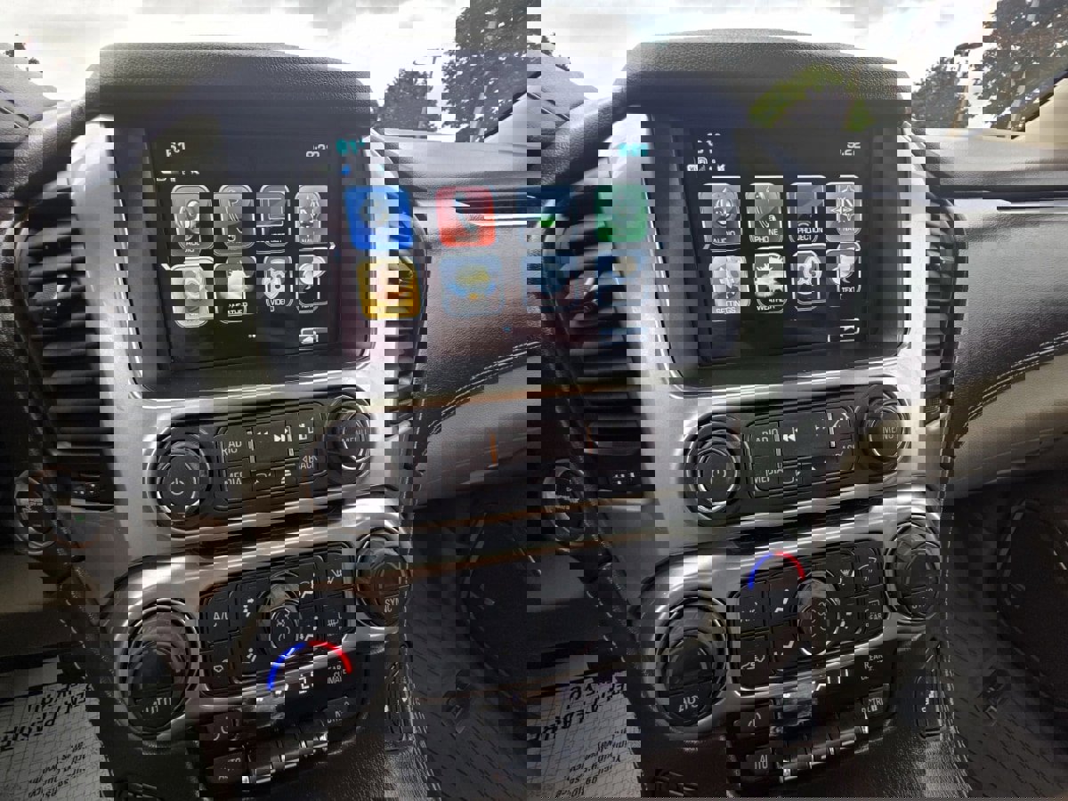 Used 2019 Chevrolet Tahoe LT image 21