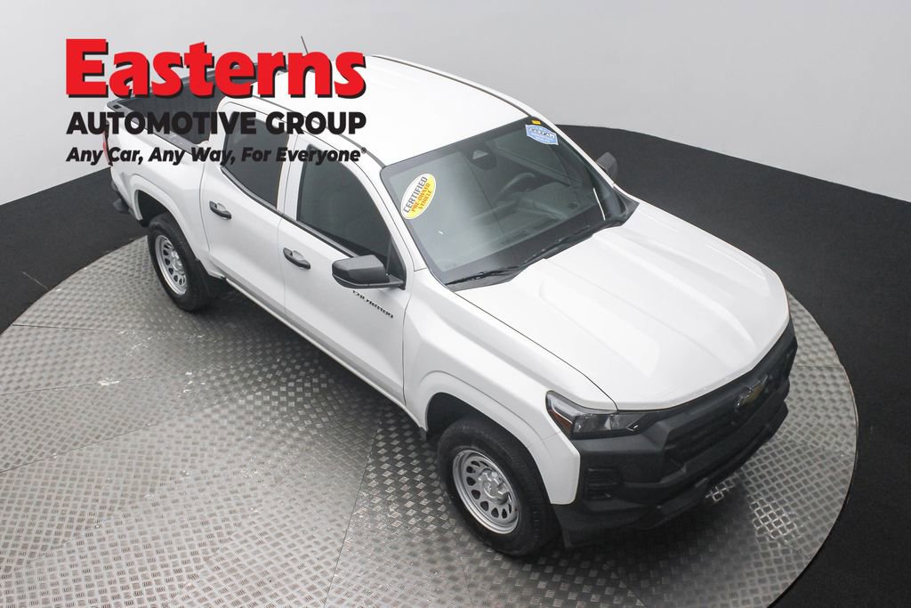 Used 2024 Chevrolet Colorado W/T image 3