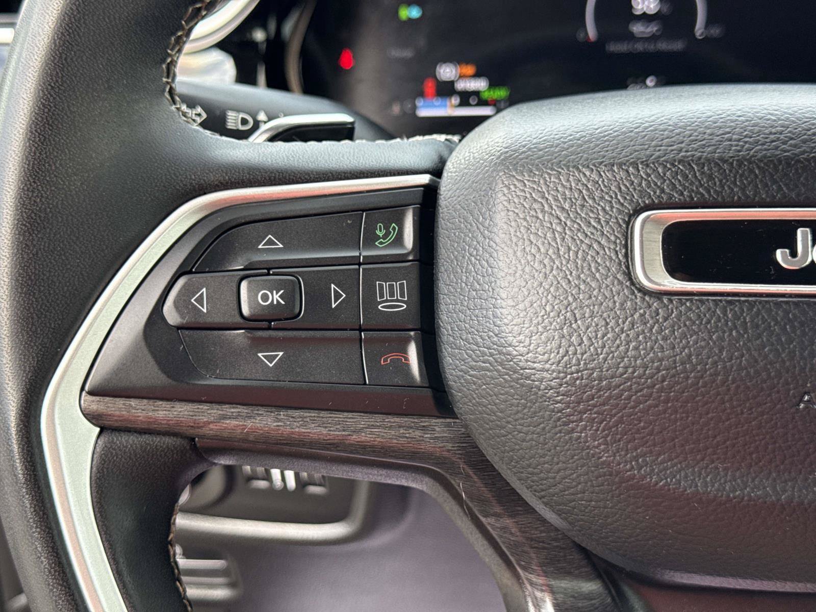 Used 2024 Jeep Grand Cherokee Limited 4xe AWD/4WD image 19