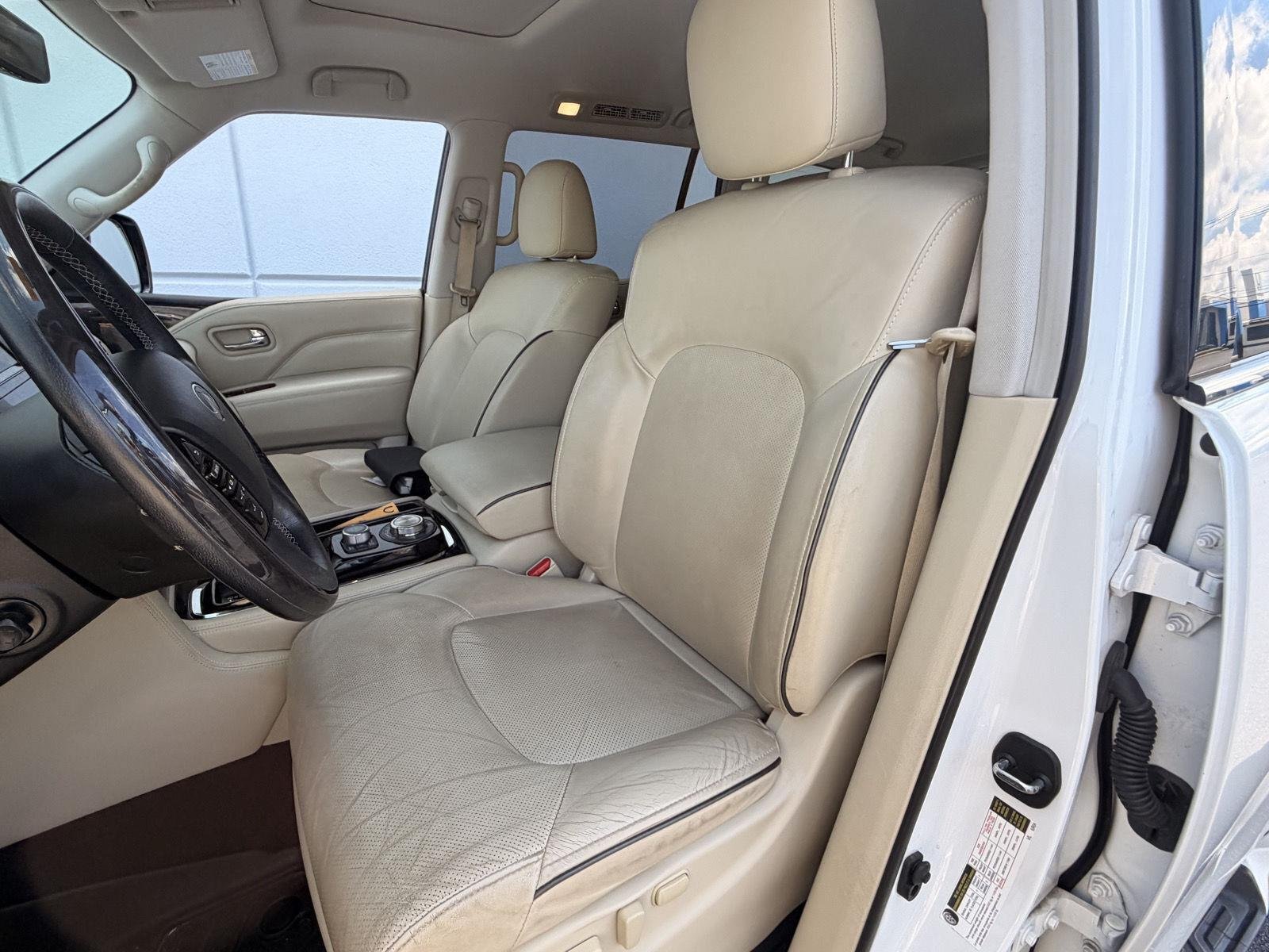 Used 2021 INFINITI QX80 Luxe w/ Cargo Package AWD/4WD image 4