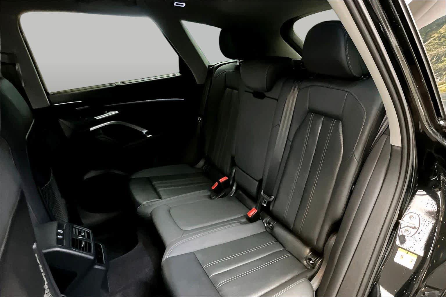 Certified 2025 Audi Q5 Premium Plus AWD/4WD image 21