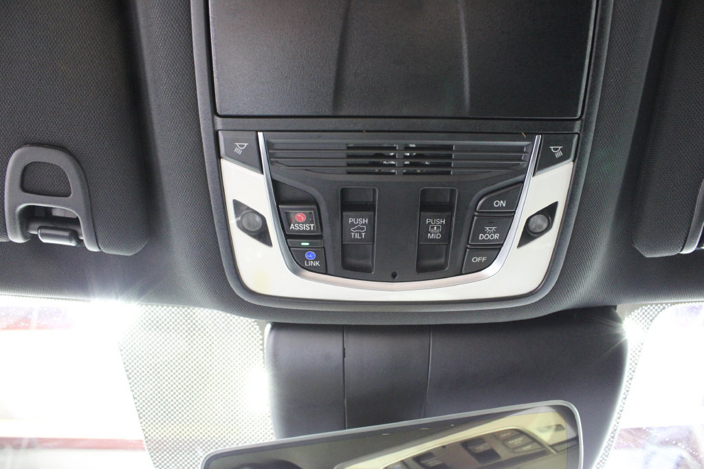 Used 2023 Acura RDX w/ Advance Package FWD image 30