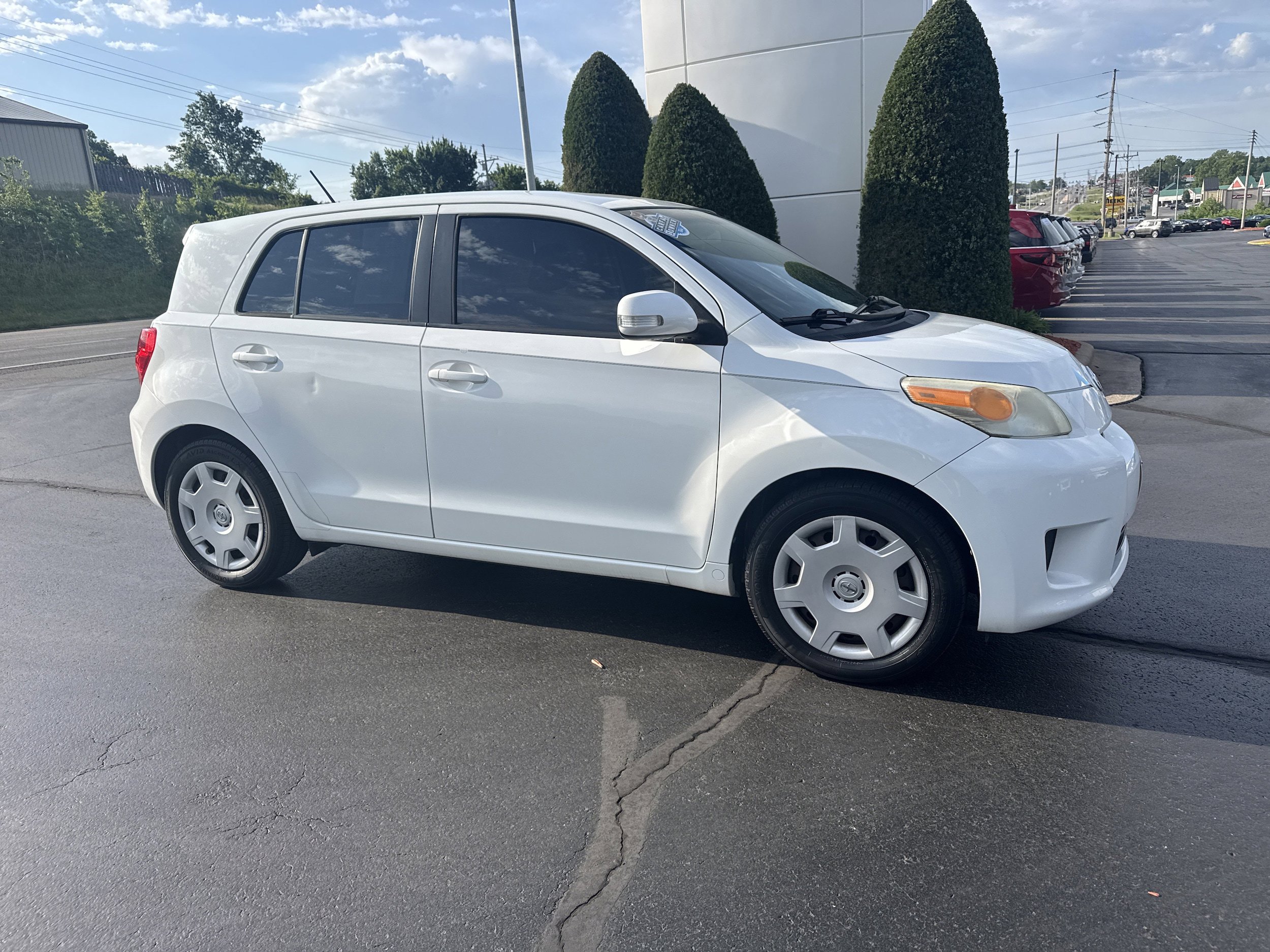 Used 2012 Scion xD FWD image 1