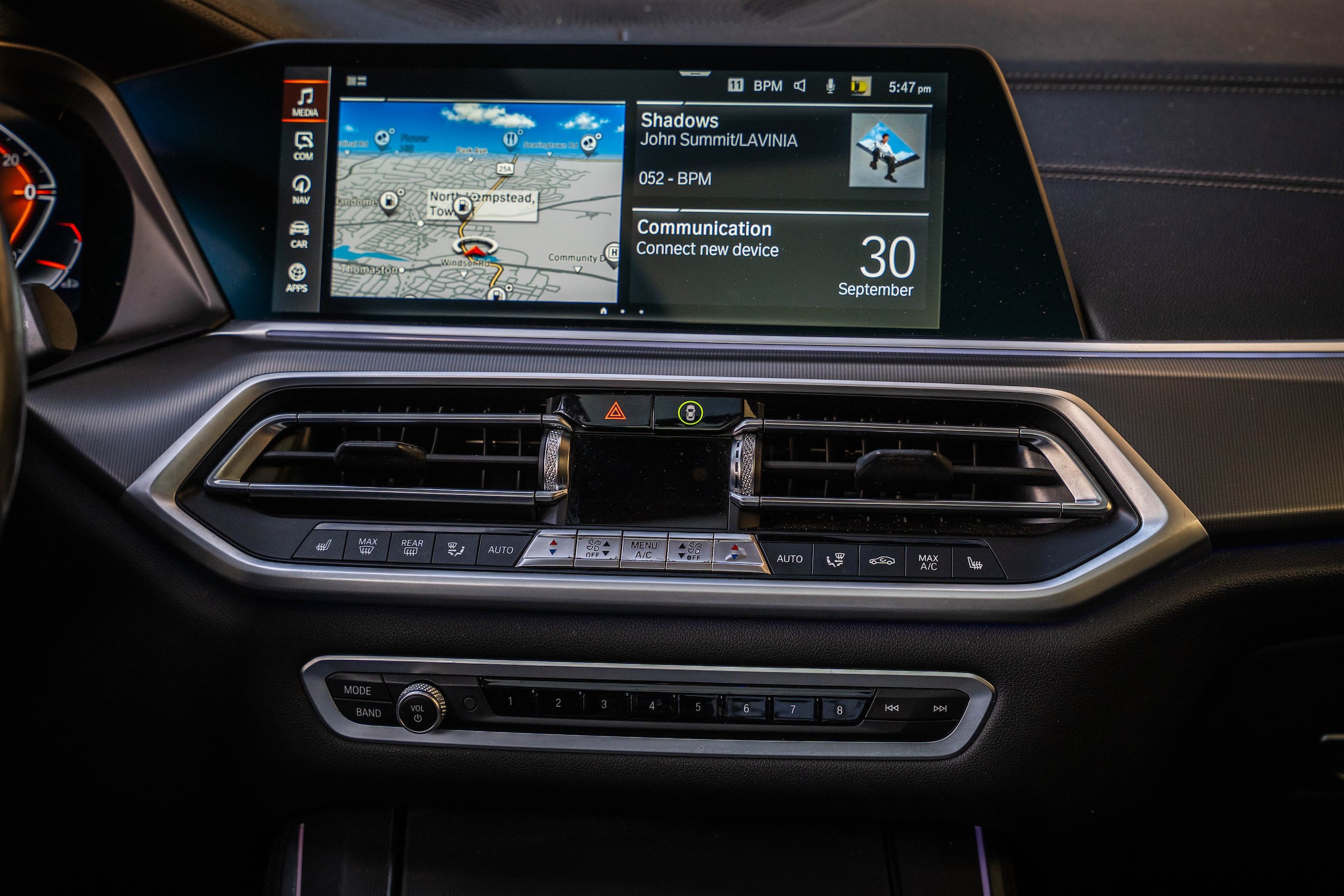 Used 2022 BMW X5 sDrive40i w/ M Sport Package RWD image 19