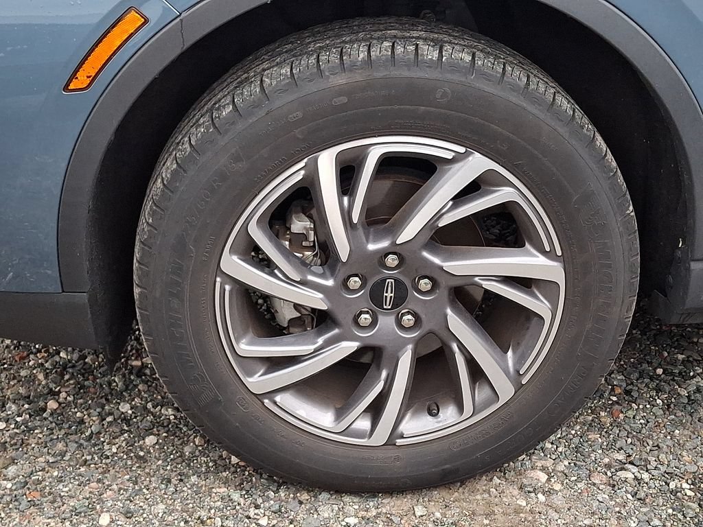 Used 2023 Lincoln Corsair AWD image 32
