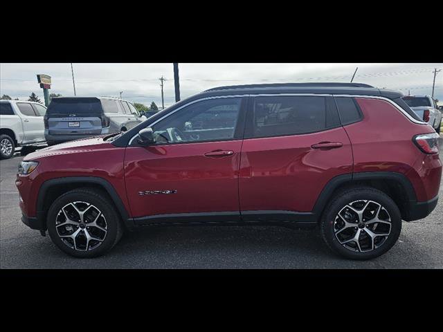 Used 2025 Jeep Compass Limited image 6