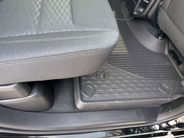 New 2026 RAM 1500 Classic Warlock image 31