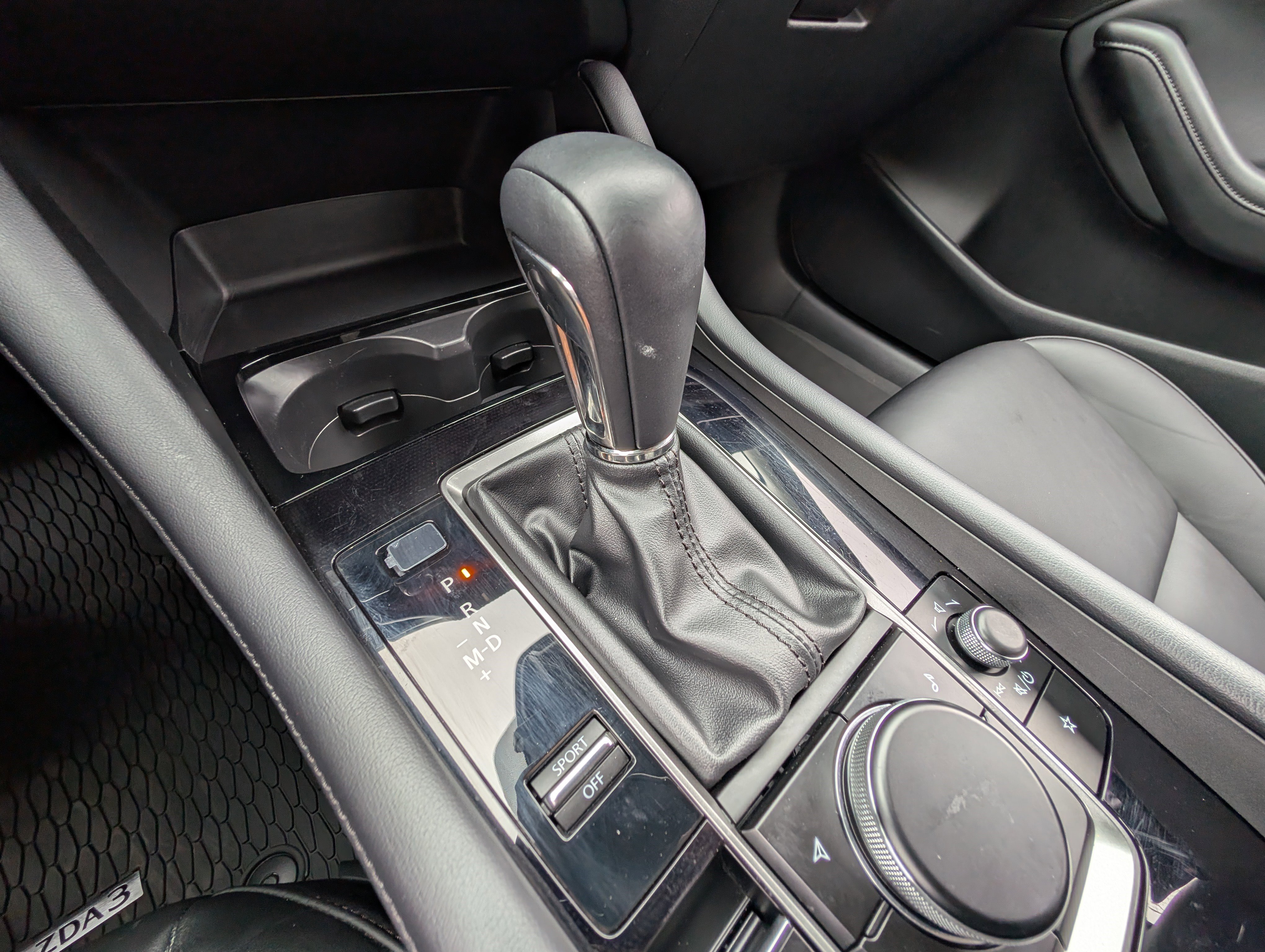 Used 2025 MAZDA MAZDA3 s image 28