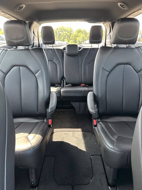 New 2027 Chrysler Pacifica LX FWD image 30
