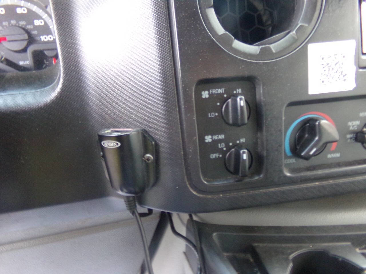 Used 2012 Ford E-450 and Econoline 450 Super Duty w/ Shuttle Bus Prep Pkg image 42