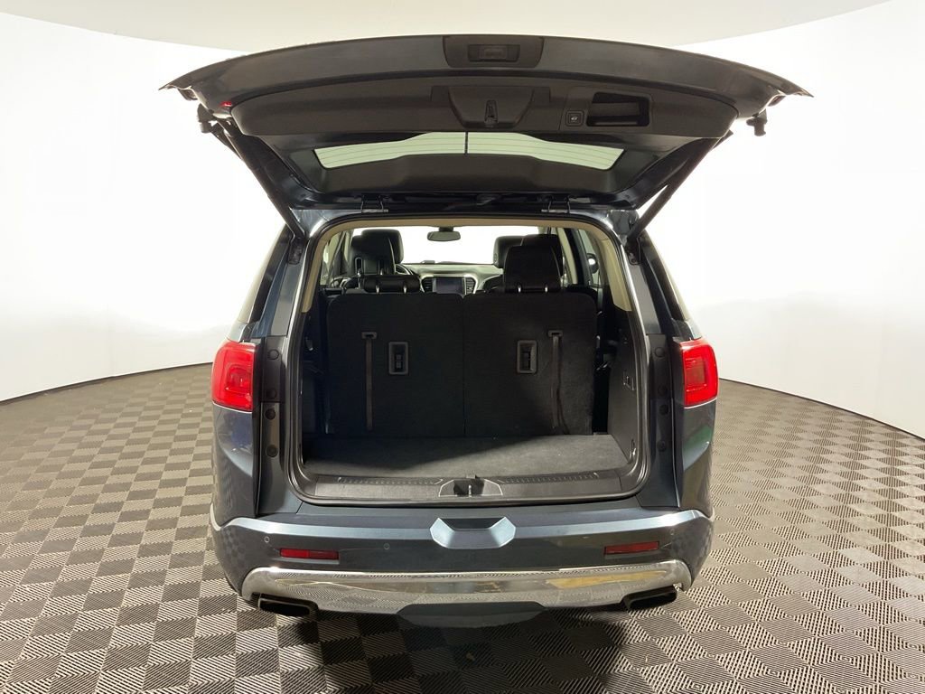 Used 2019 GMC Acadia Denali image 13