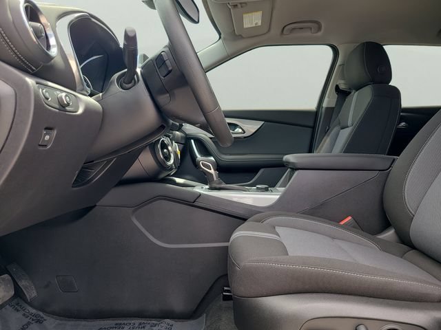 New 2026 Chevrolet Blazer LT w/ Convenience Package FWD image 22