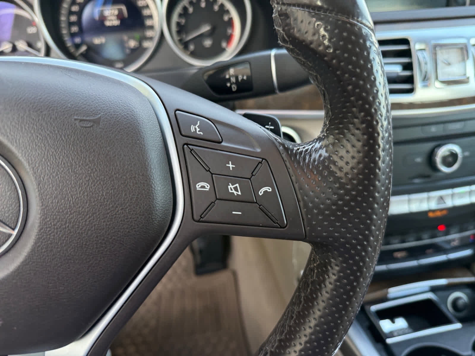 Certified 2016 Mercedes-Benz E 350 4MATIC Wagon image 24