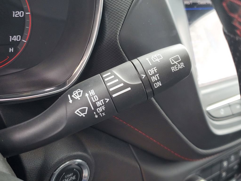 Used 2023 Chevrolet TrailBlazer RS image 30