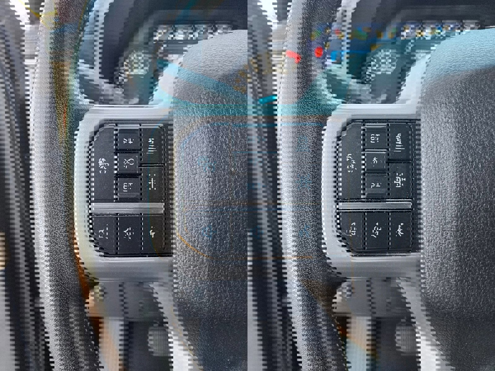 Used 2024 Ford Expedition Max Limited image 12